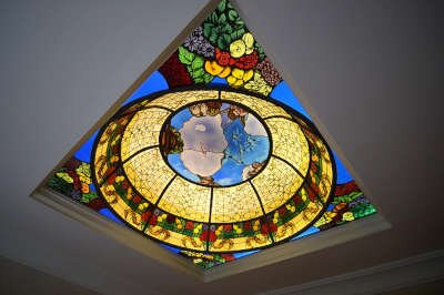 cupola realizzata in vetrata d'arte
